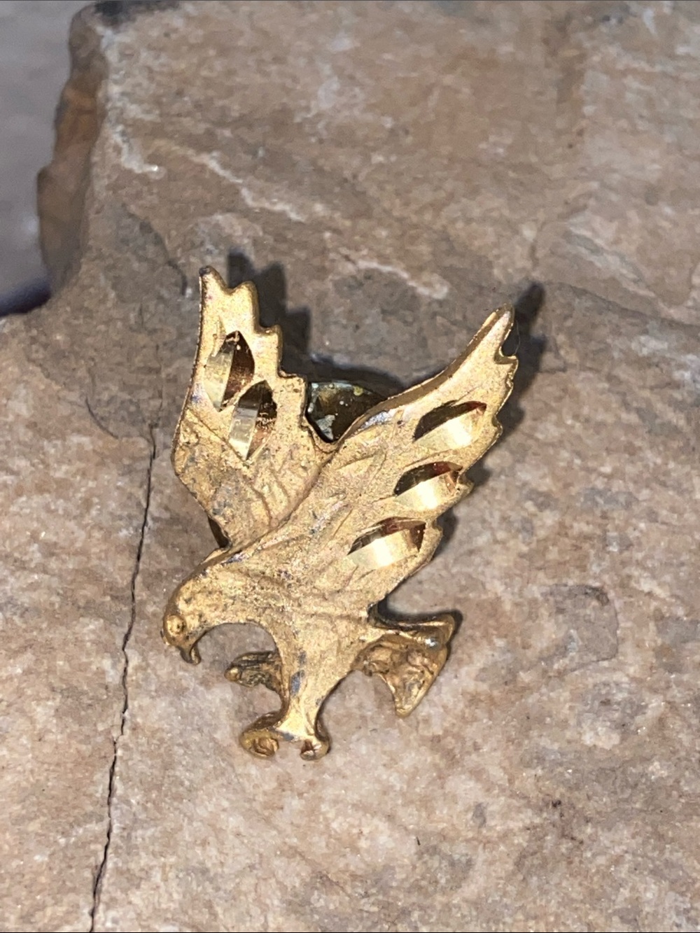 5/$10❤️❤️❤️Vintage 90s Hold Tone Eagle Pin